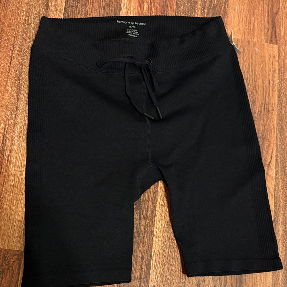 Harmony & Balance Women's Black Bike Shorts